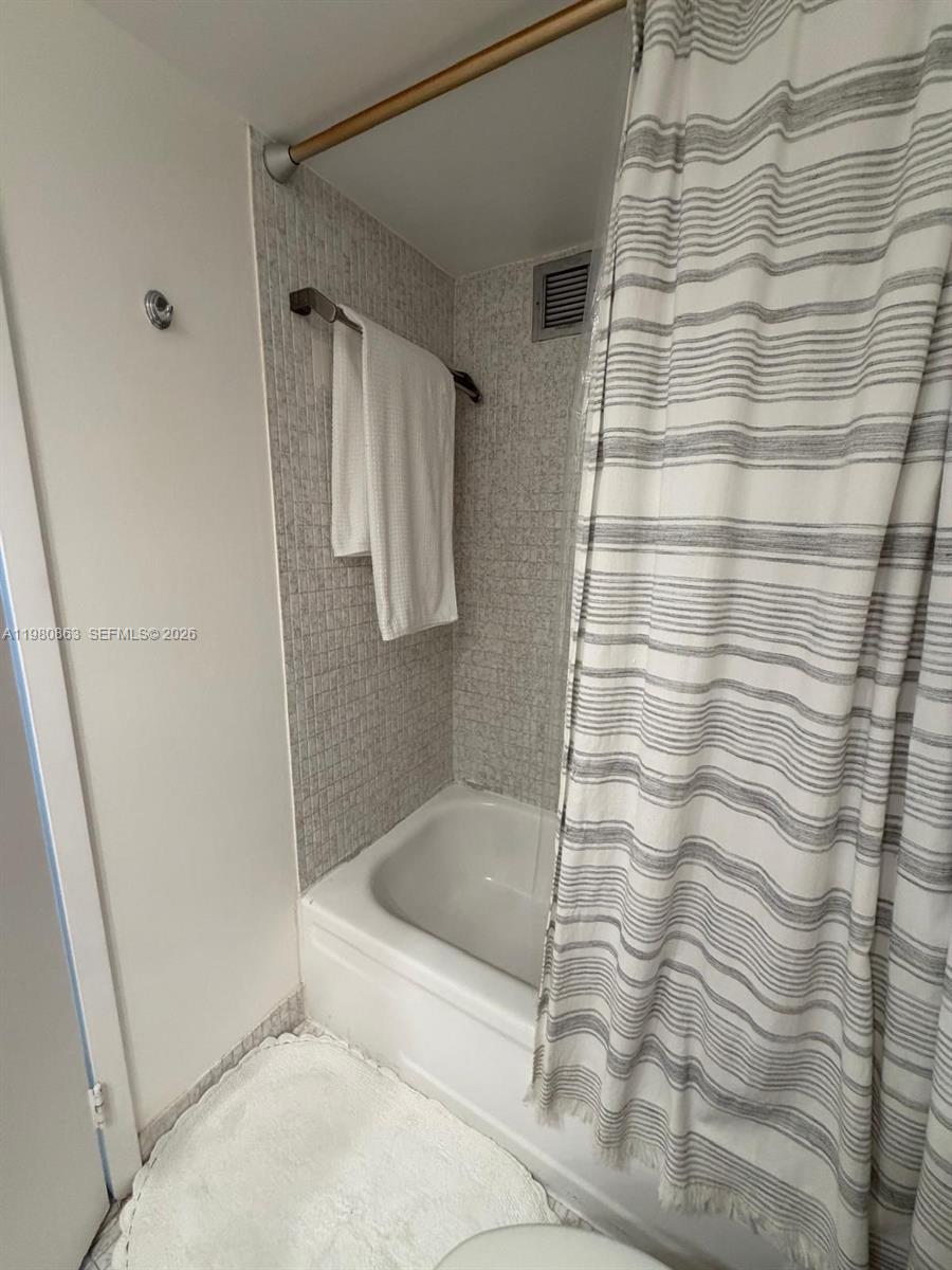851 Three Islands Blvd # 308