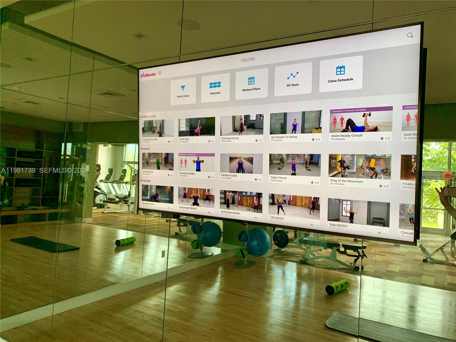 16385 Biscayne Blvd # 1104