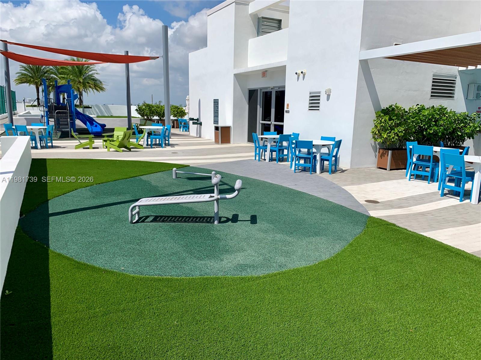 16385 Biscayne Blvd # 1104