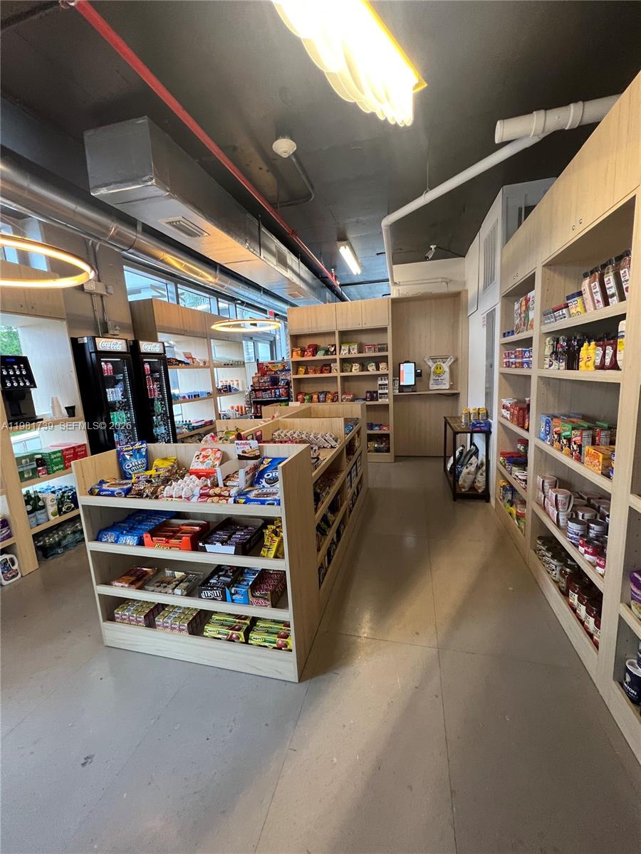 16385 Biscayne Blvd # 1104