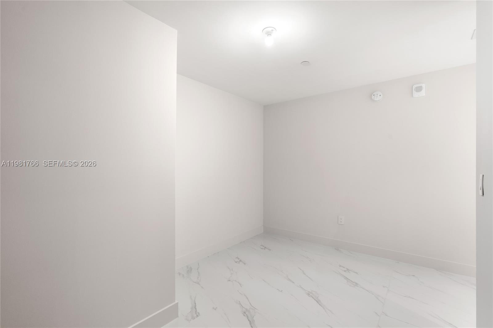 700 NE 24th ST # 2402