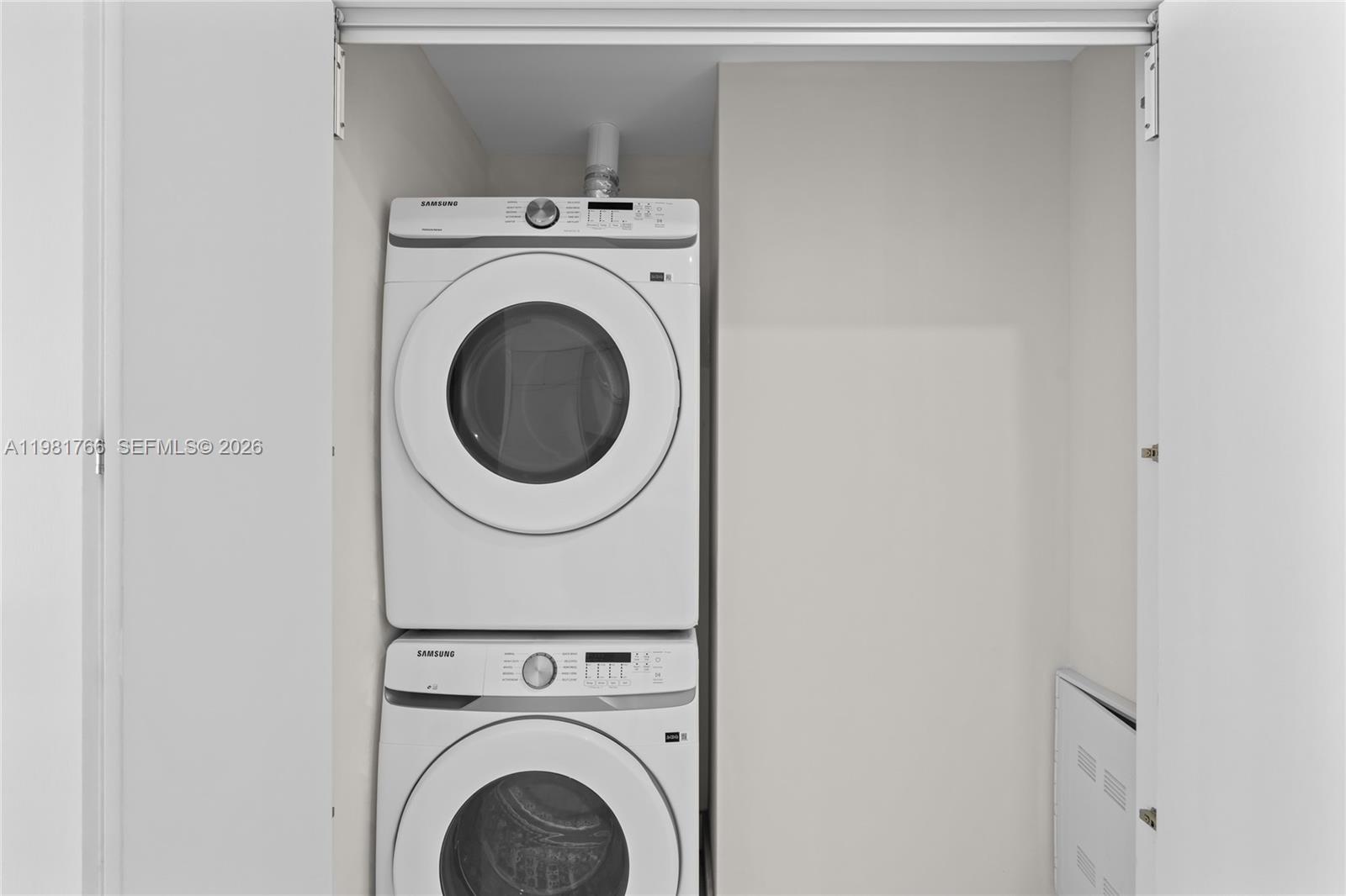 700 NE 24th ST # 2402