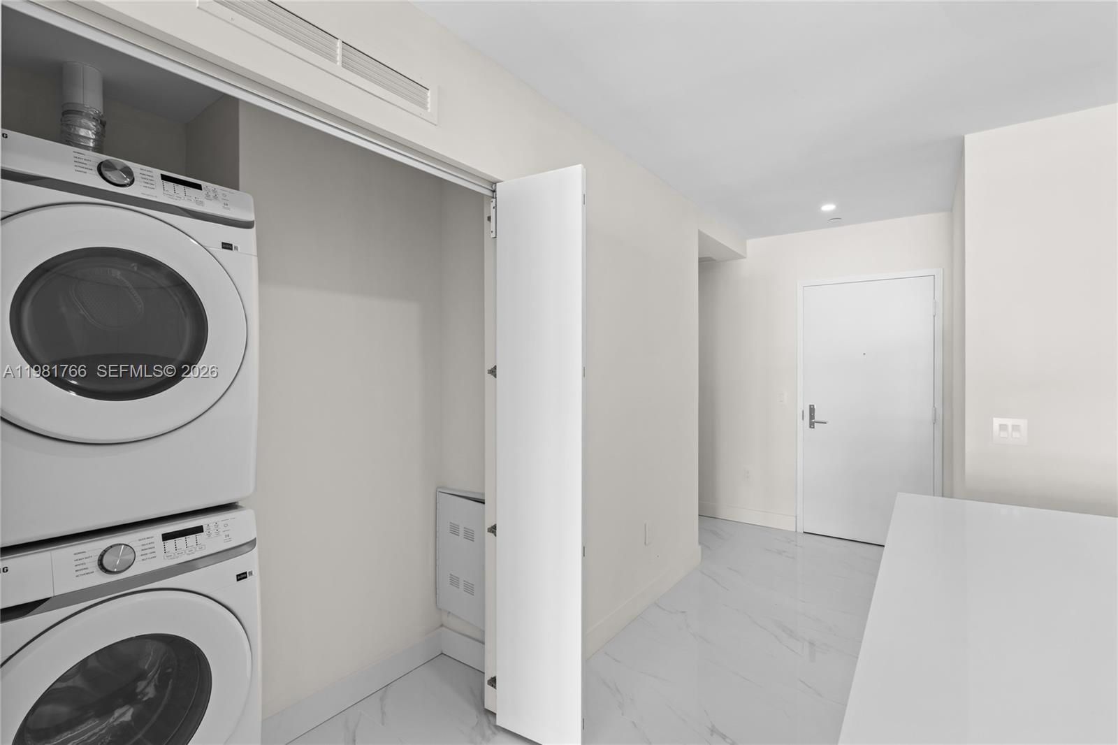 700 NE 24th ST # 2402