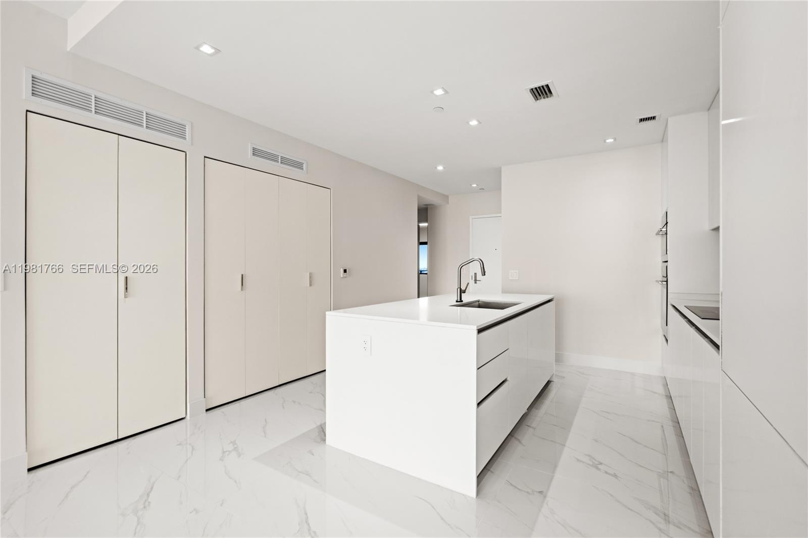 700 NE 24th ST # 2402