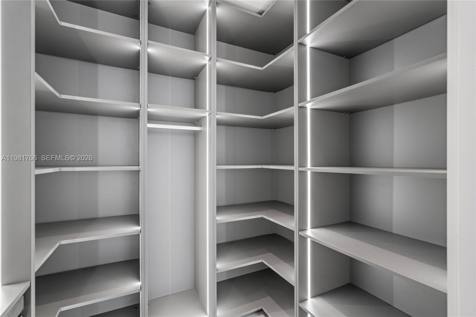 700 NE 24th ST # 2402