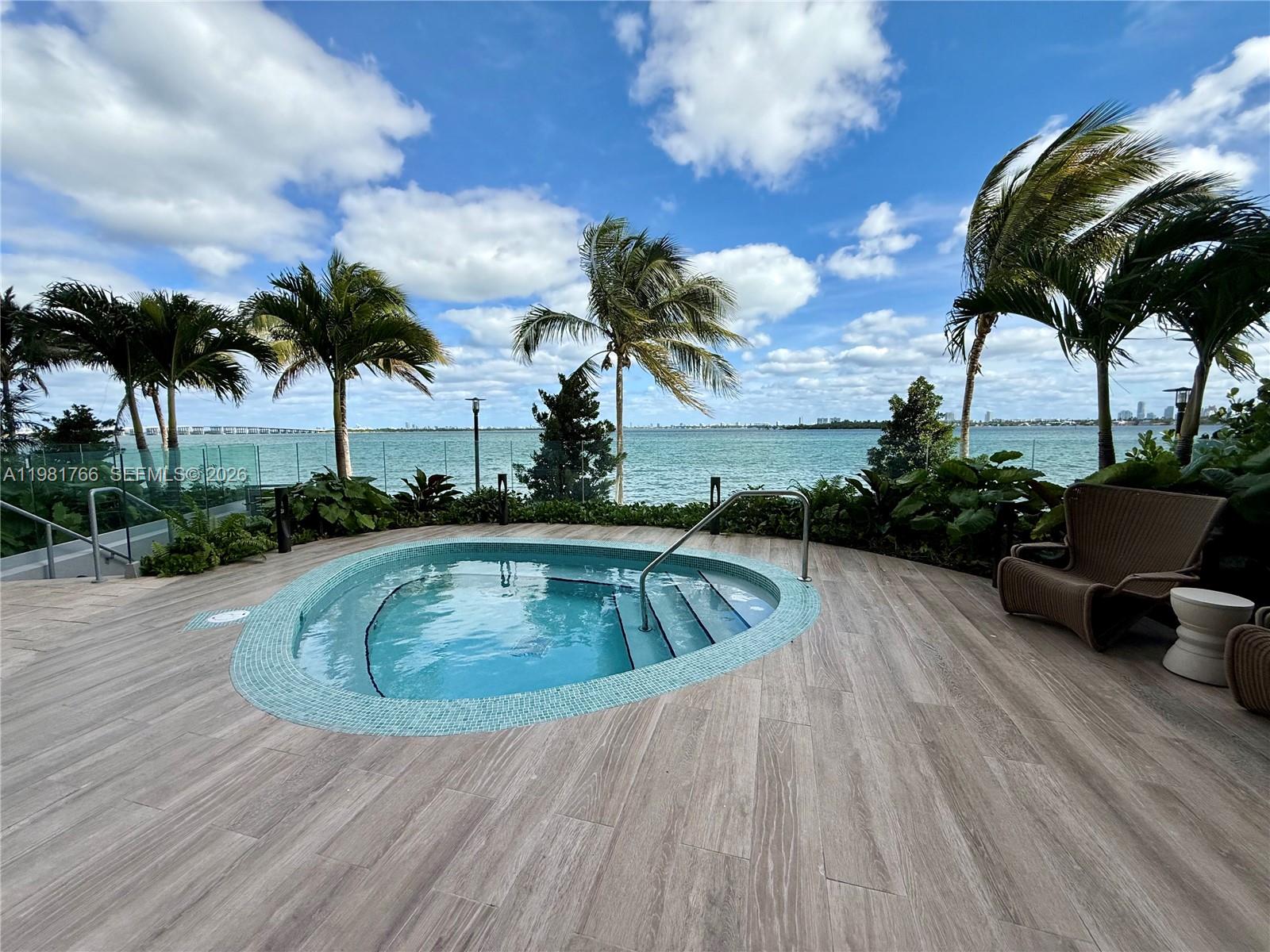 700 NE 24th ST # 2402