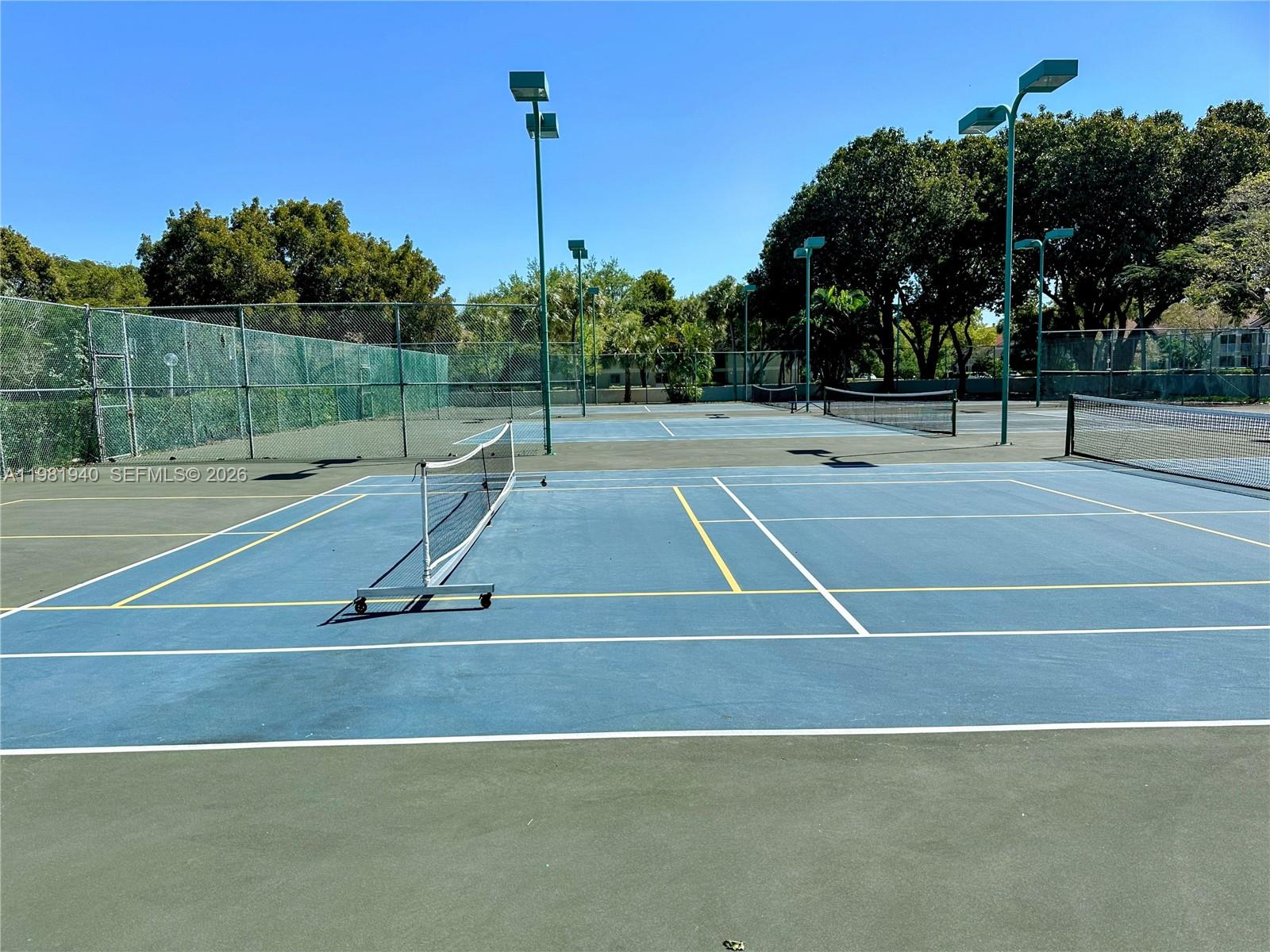 107 Gardens Dr # 106