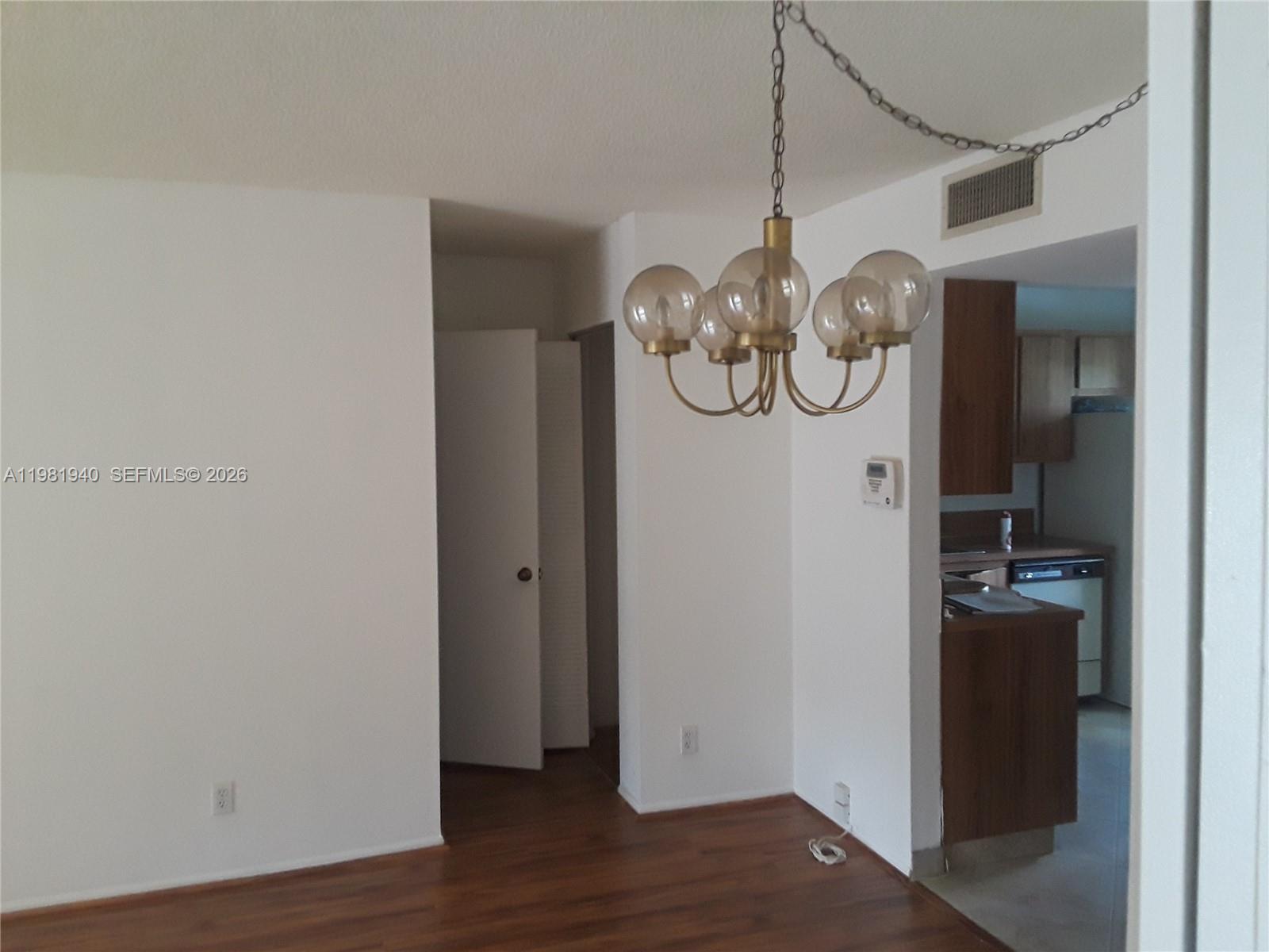 107 Gardens Dr # 106