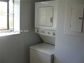 107 Gardens Dr # 106