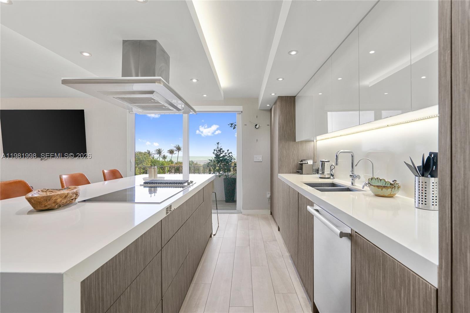 177 Ocean Lane Dr # 308