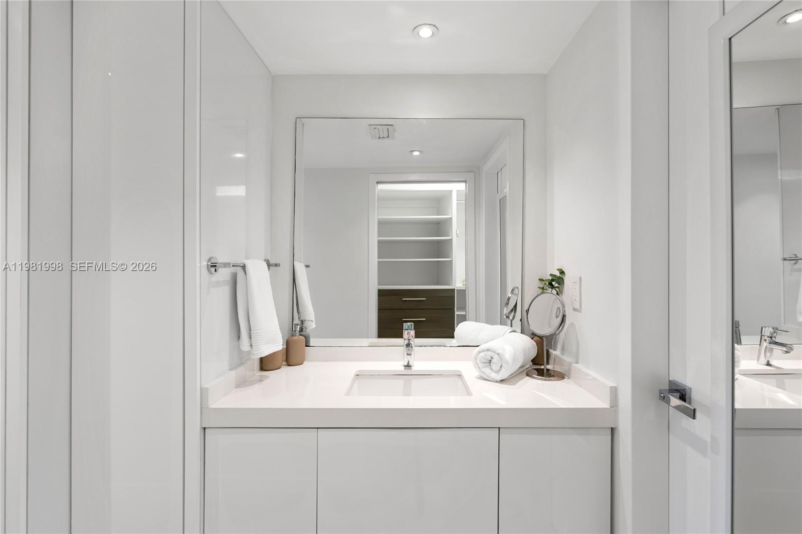 177 Ocean Lane Dr # 308