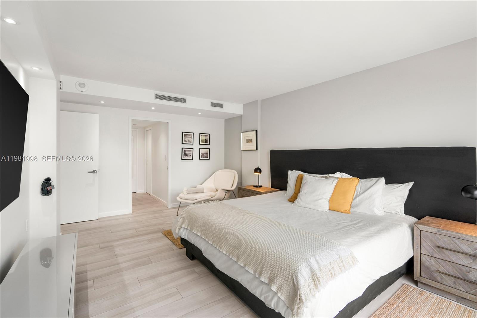 177 Ocean Lane Dr # 308