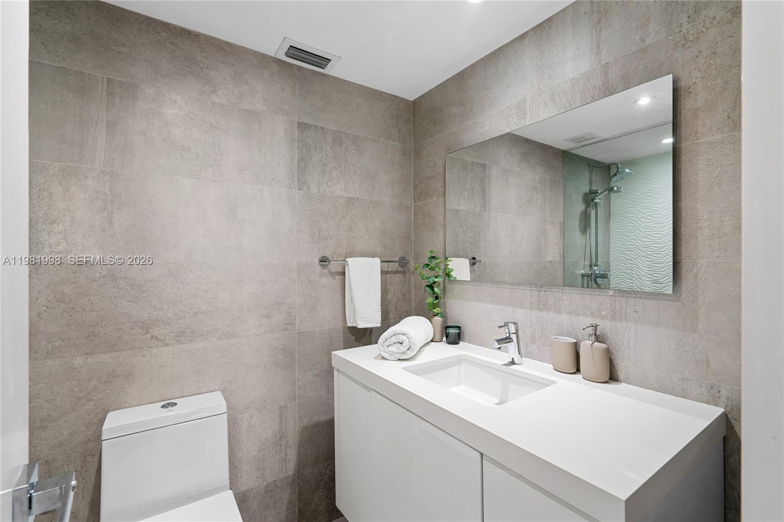 177 Ocean Lane Dr # 308