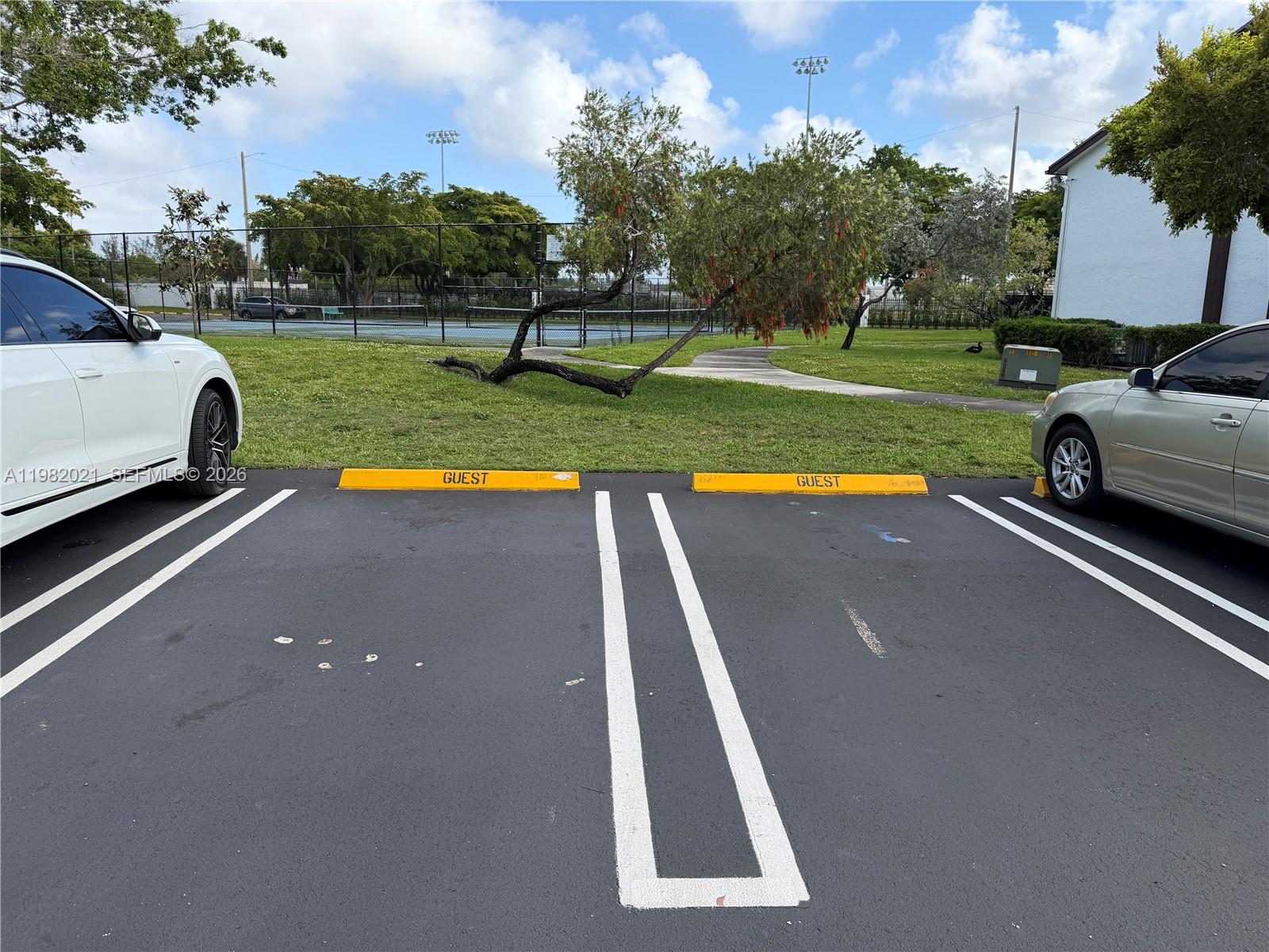 206 Lake Pointe Dr # 206