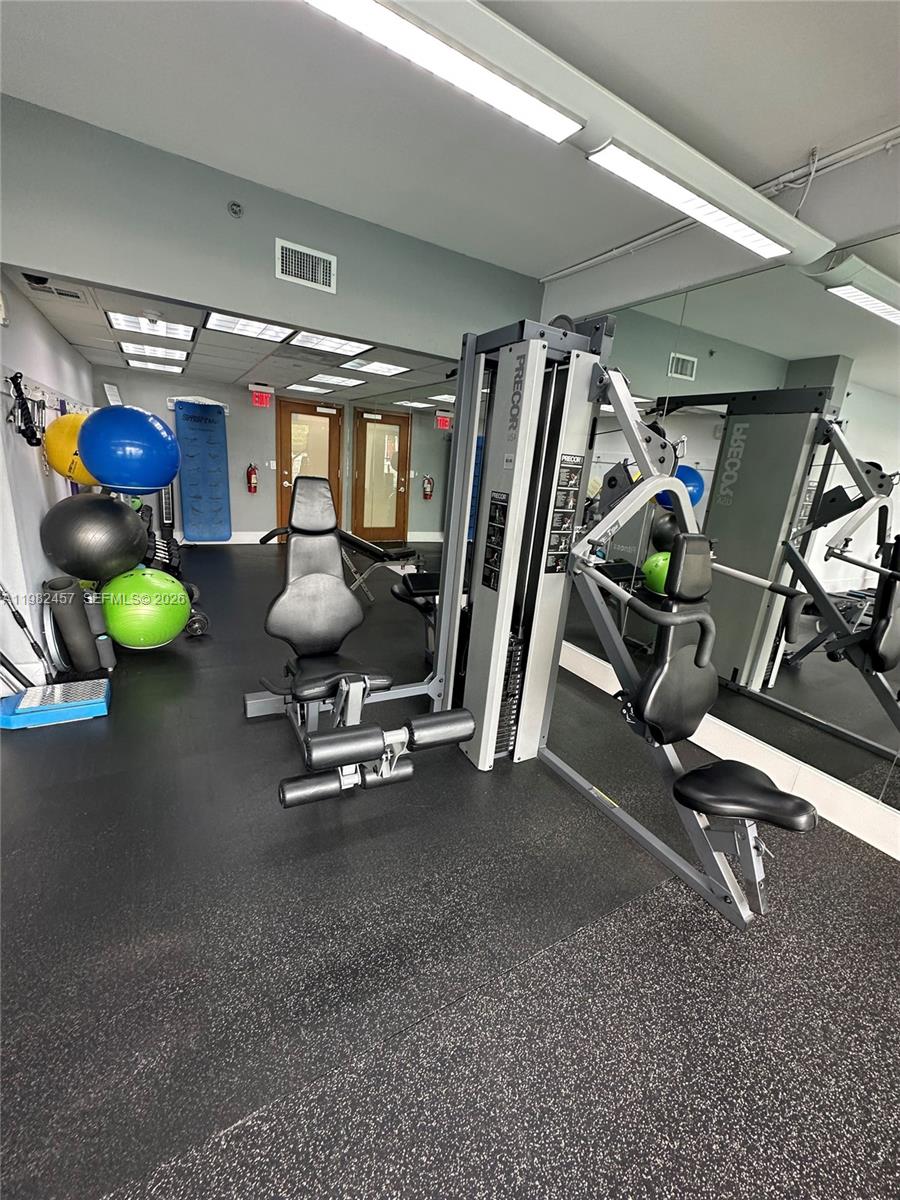 200 SE 15th Rd # 15H