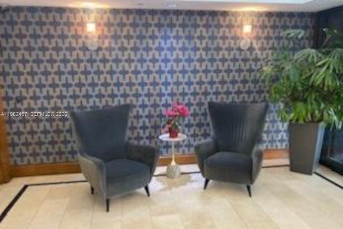 200 SE 15th Rd # 15H