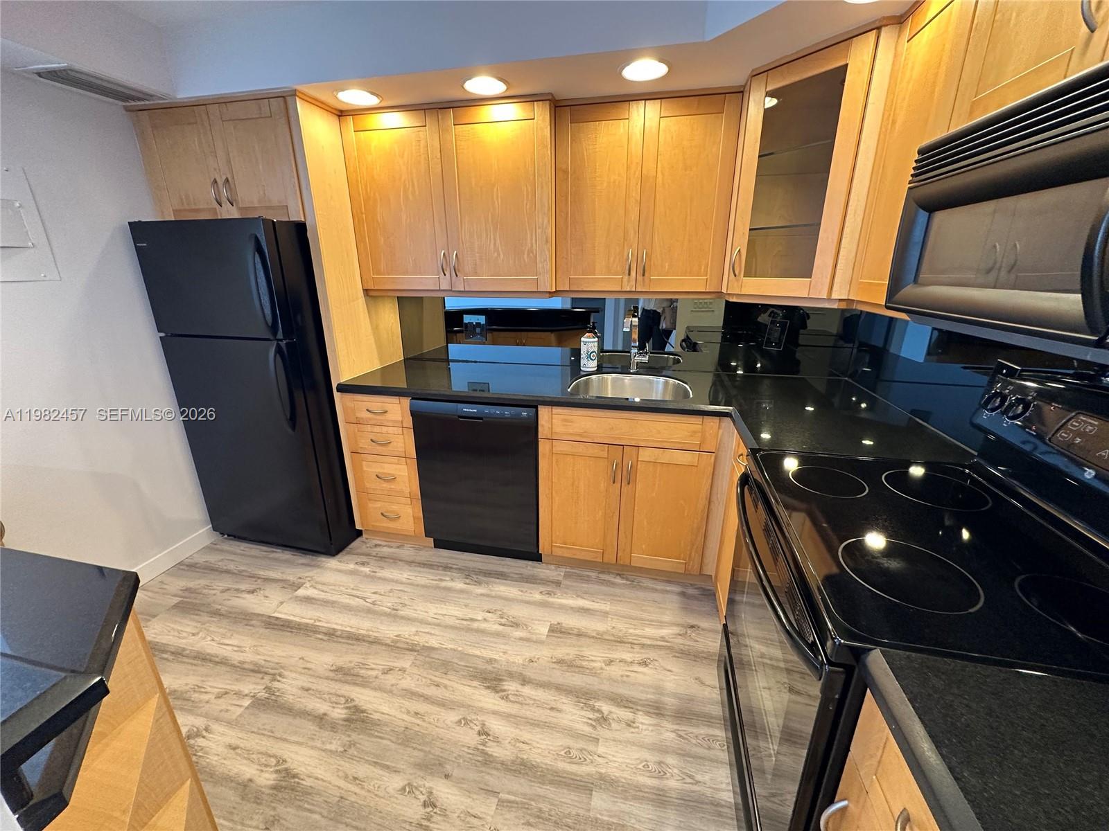 200 SE 15th Rd # 15H