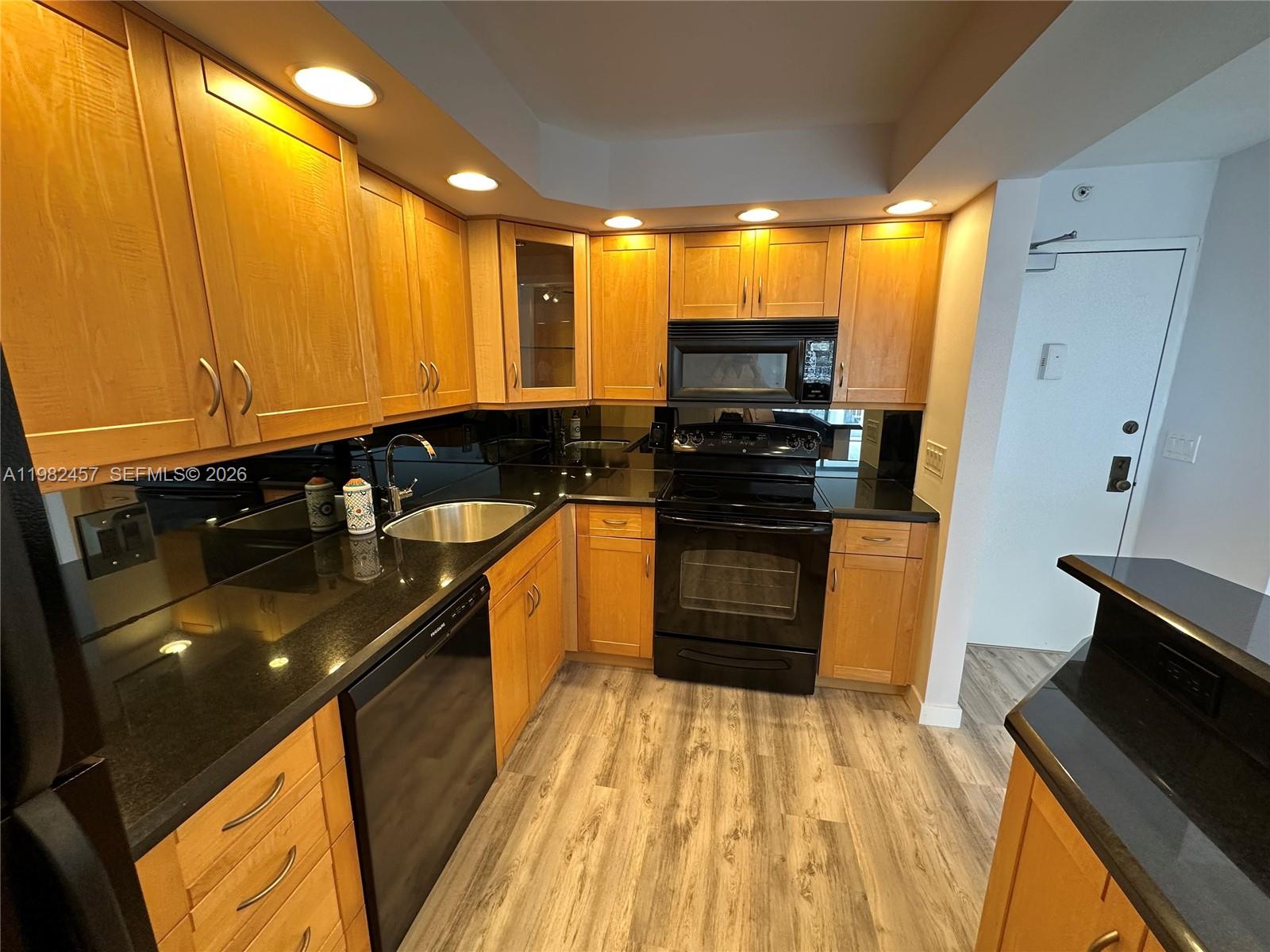 200 SE 15th Rd # 15H