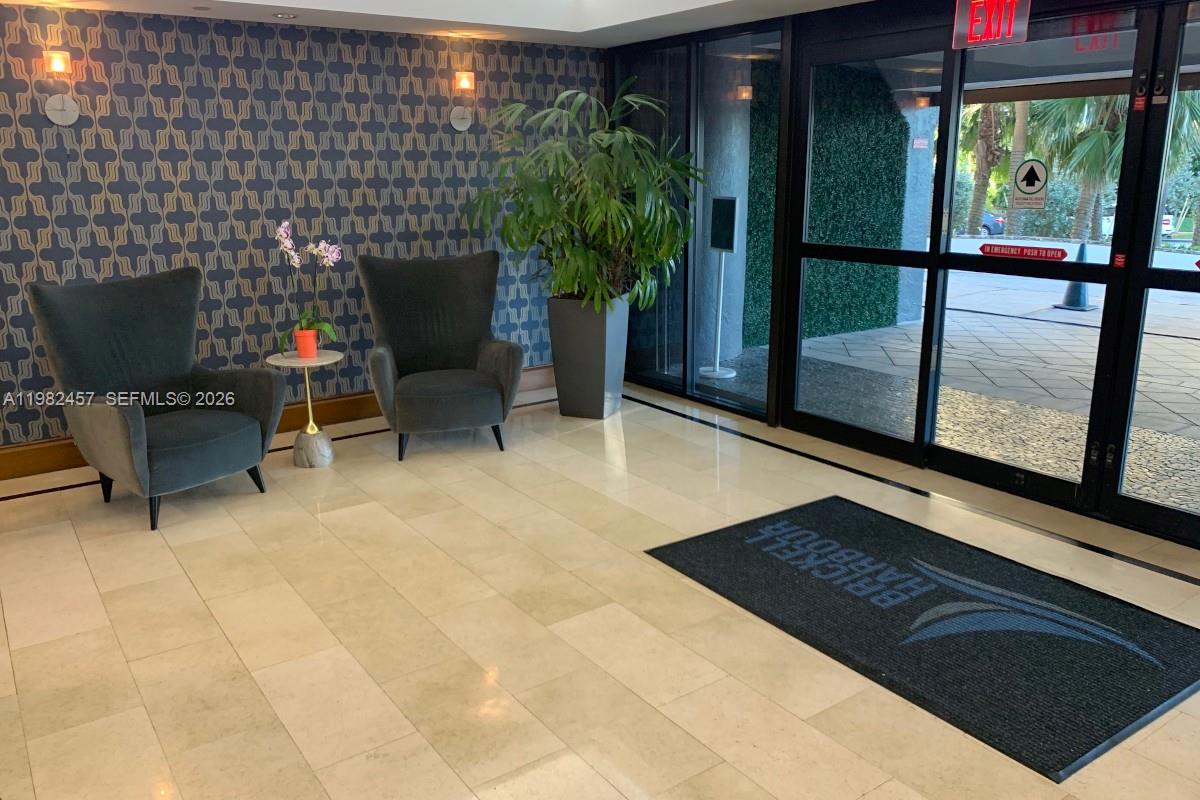 200 SE 15th Rd # 15H