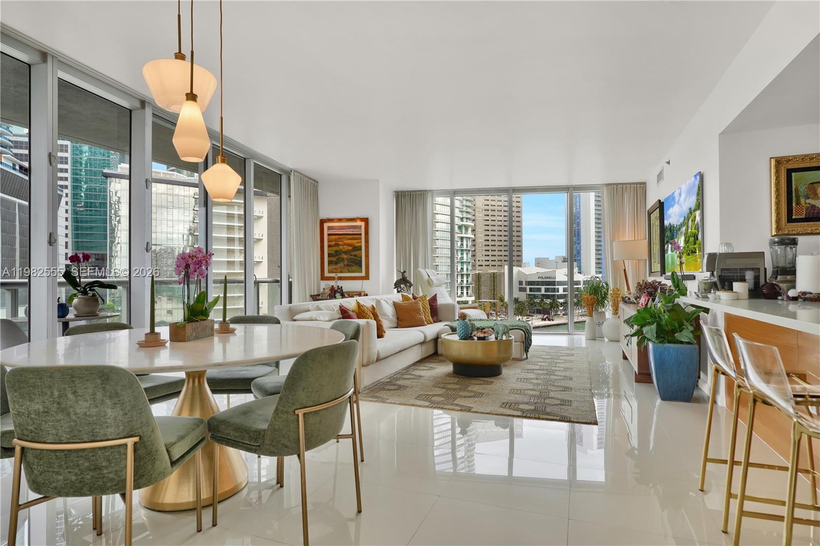 465 Brickell Ave # 702