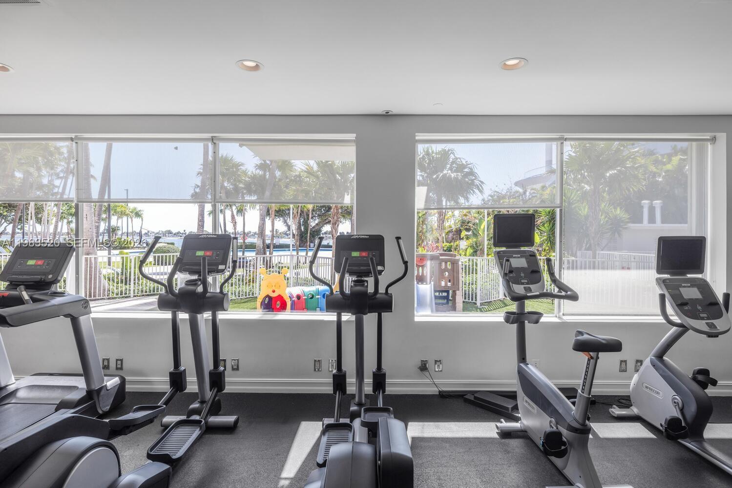 2451 Brickell Ave # 12C