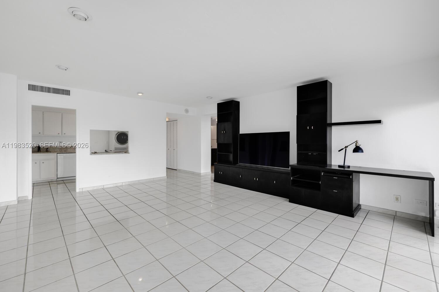 2451 Brickell Ave # 12C