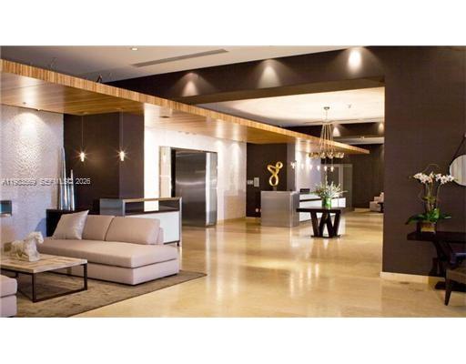 60 SW 13th St # 1806