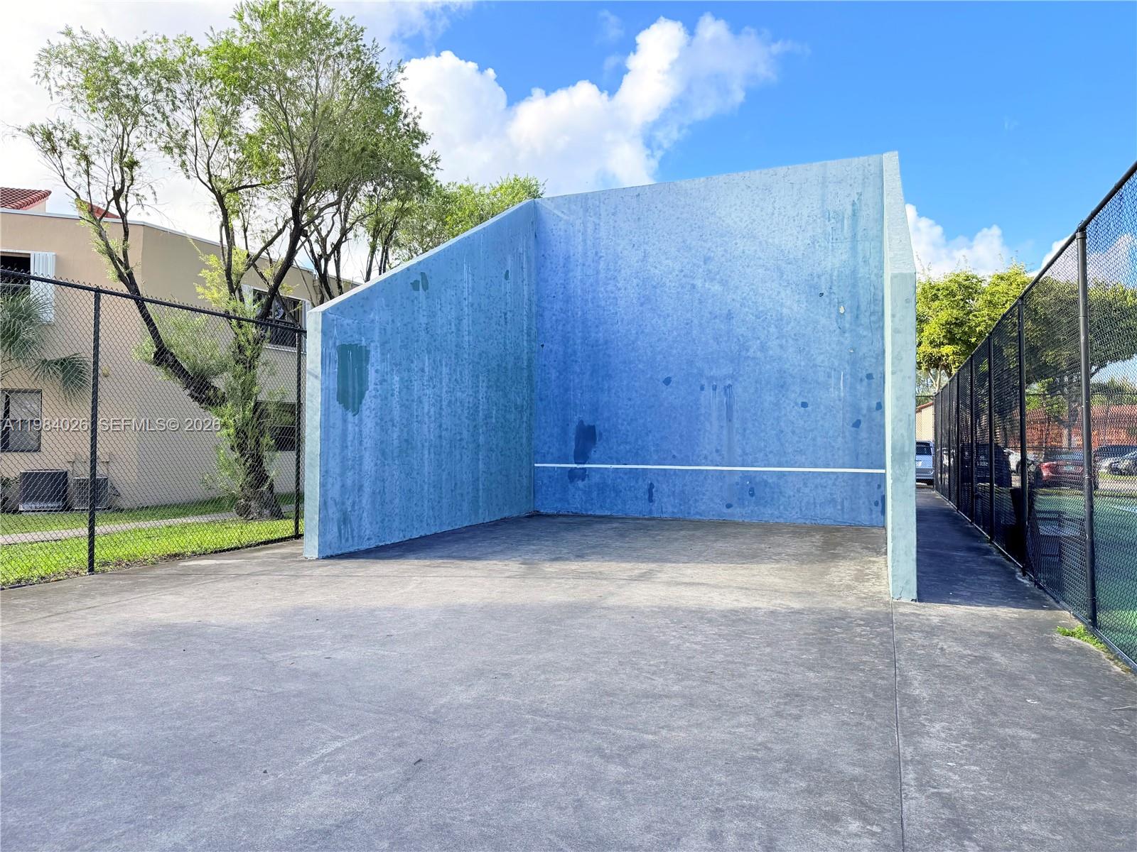 10233 NW 9 ST # 1 Unit: 206-1