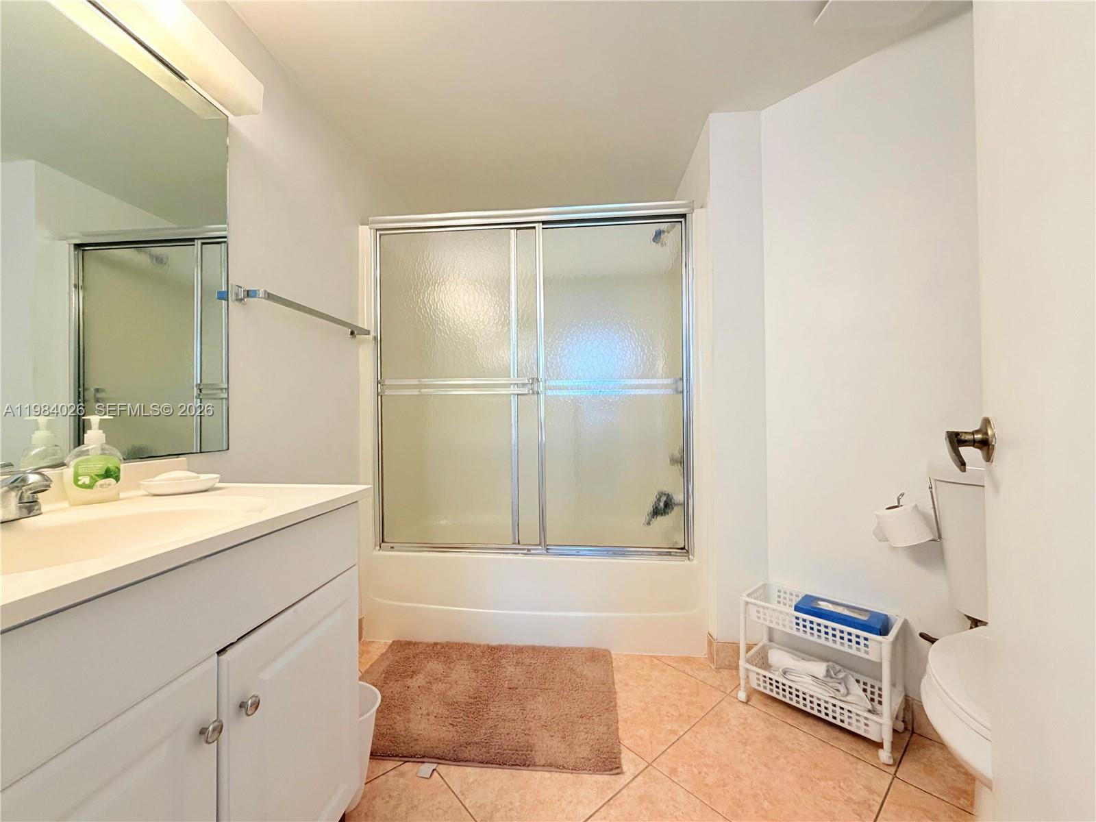 10233 NW 9 ST # 1 Unit: 206-1