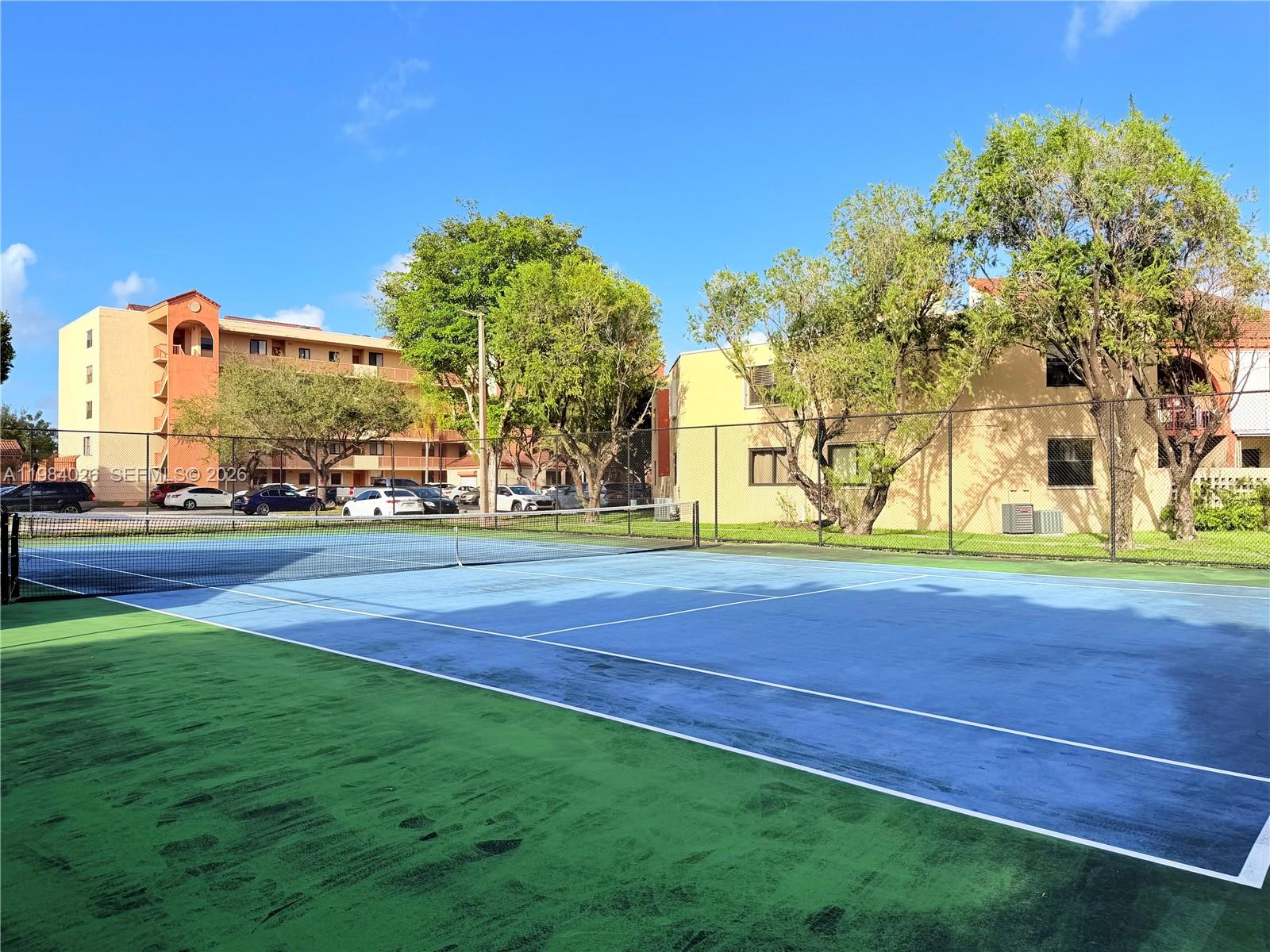 10233 NW 9 ST # 1 Unit: 206-1