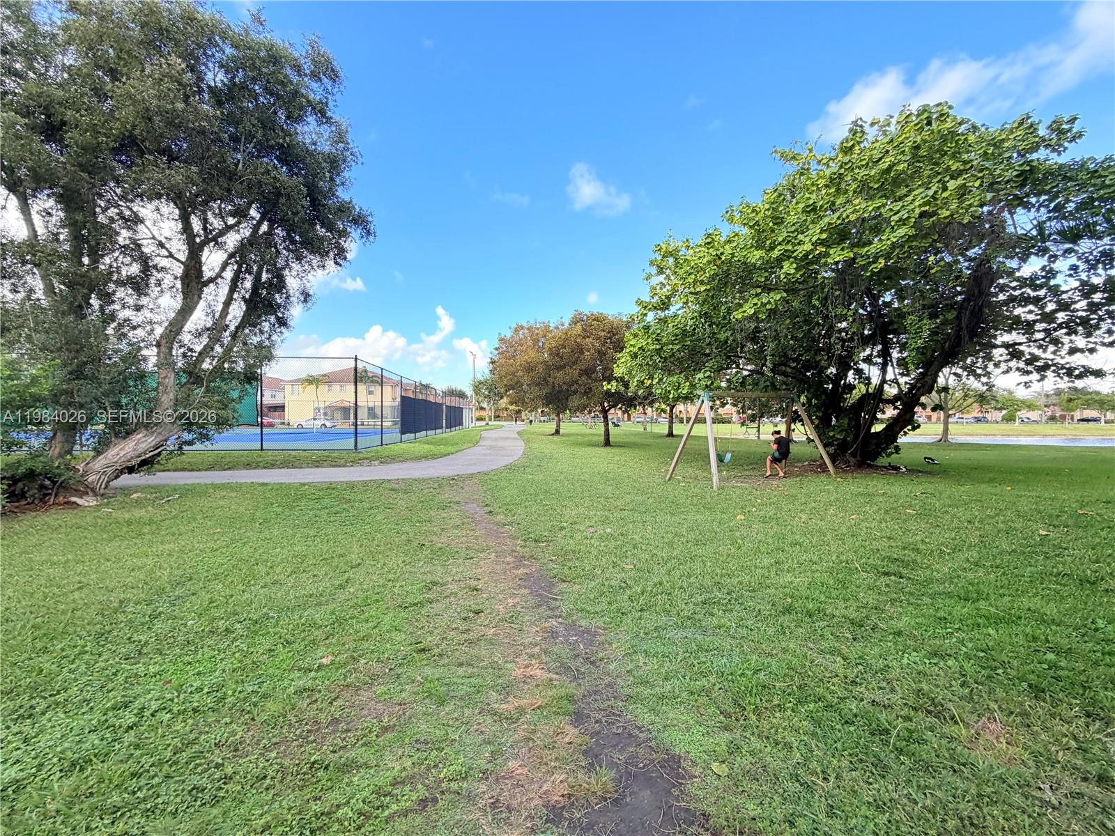 10233 NW 9 ST # 1 Unit: 206-1