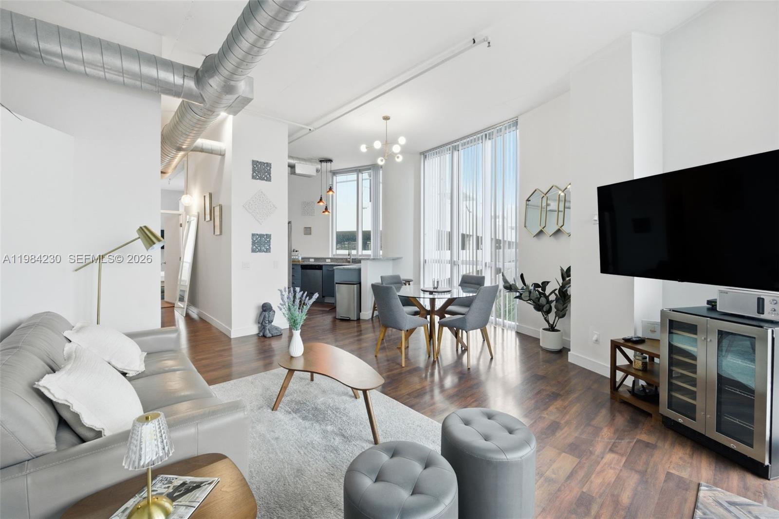 3029 NE 188th St # 601