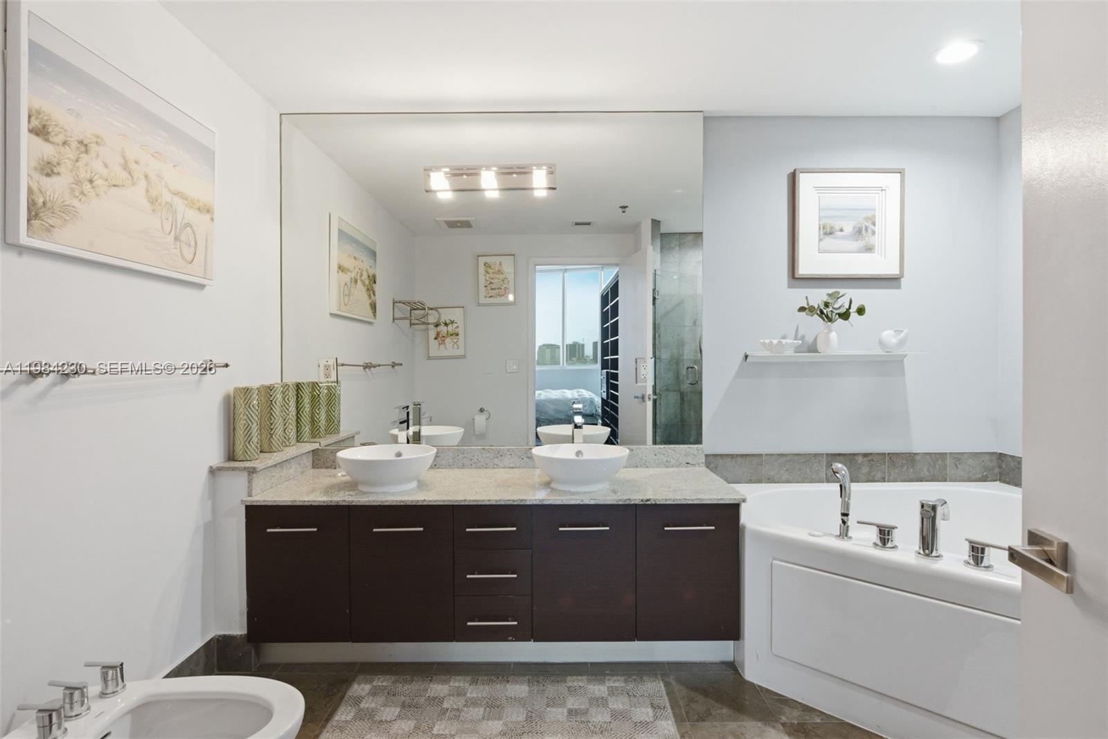 3029 NE 188th St # 601