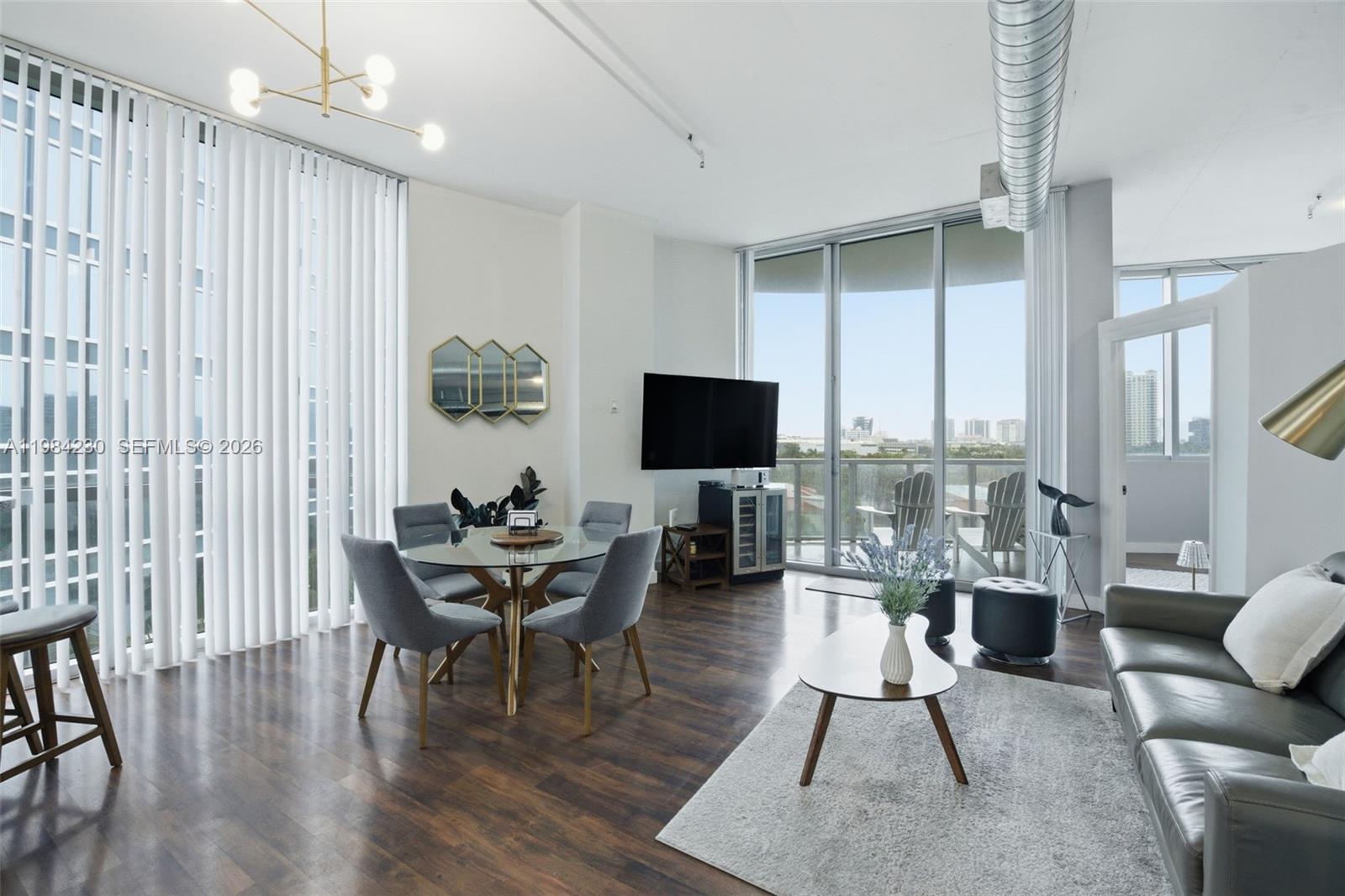 3029 NE 188th St # 601