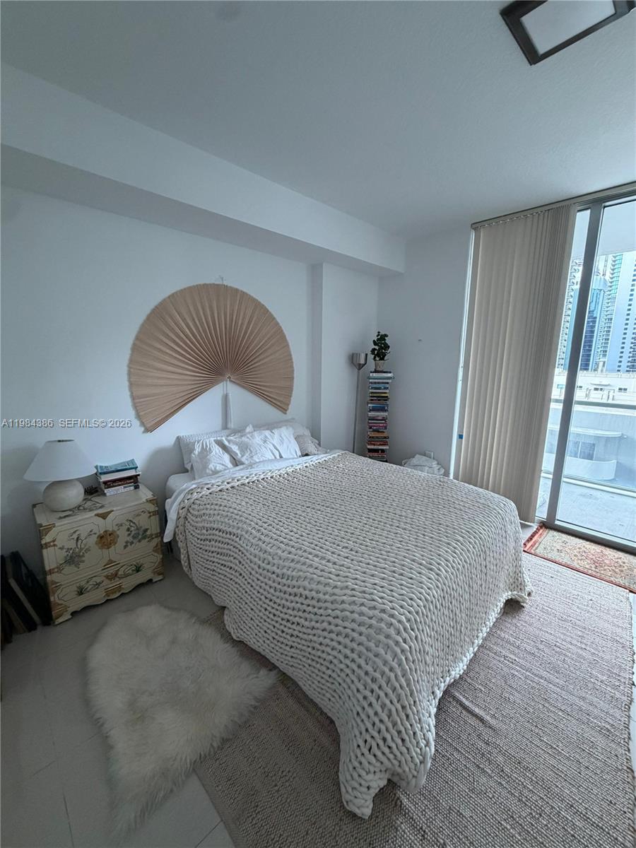 1111 SW 1st Ave Unit: 1821-N