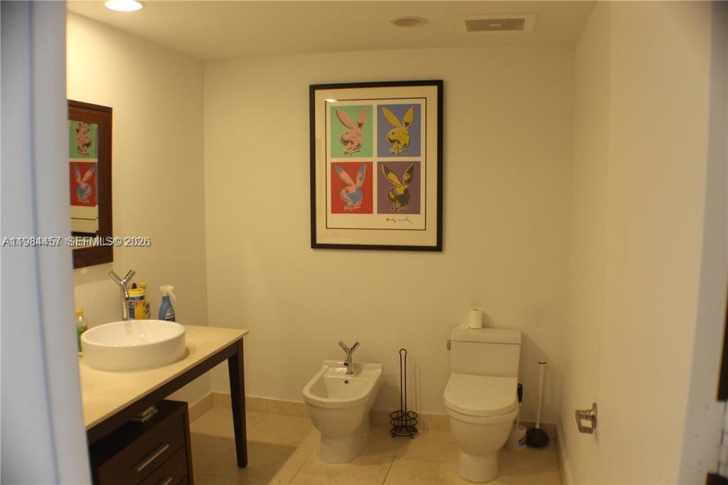 495 Brickell Ave # 5006