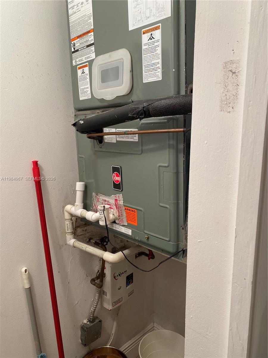 240 Lakeview Dr # 308