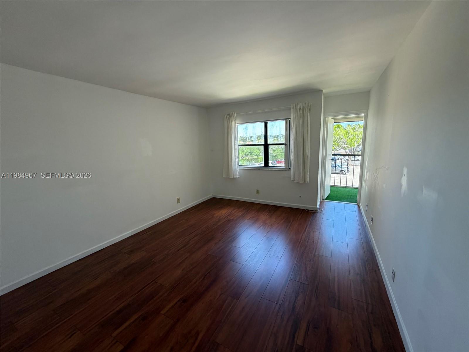 240 Lakeview Dr # 308