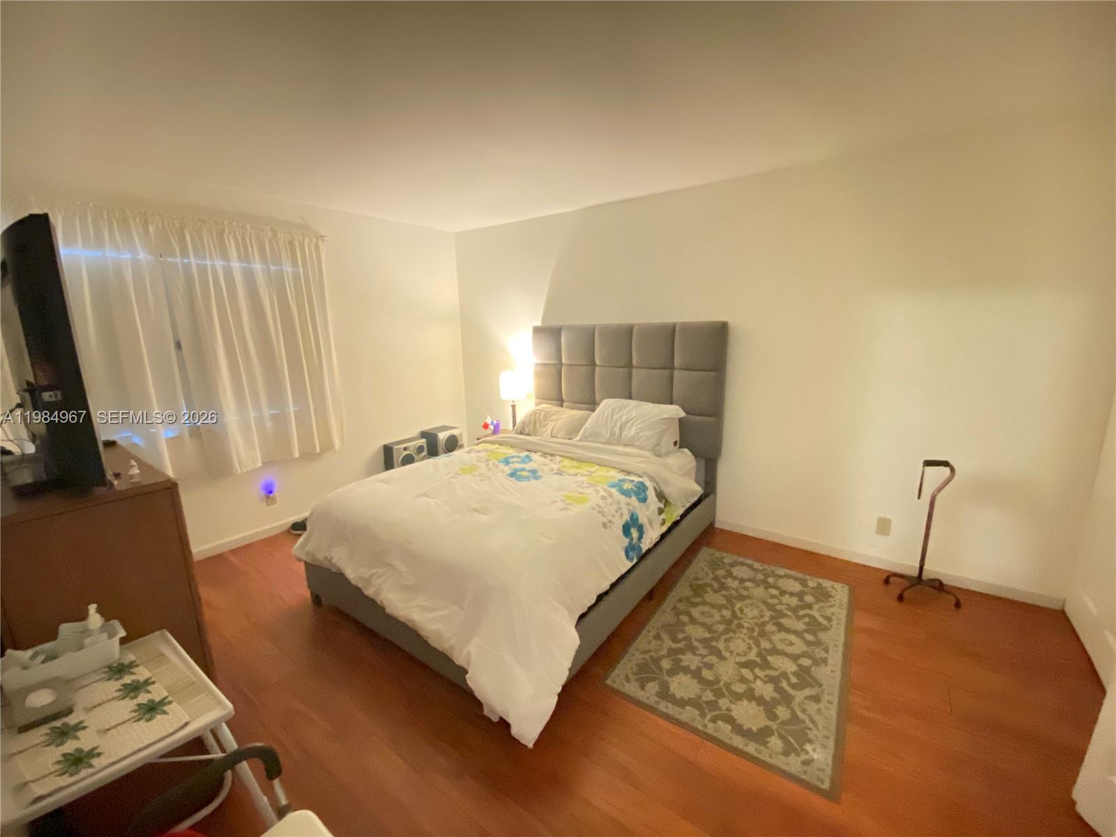 240 Lakeview Dr # 308