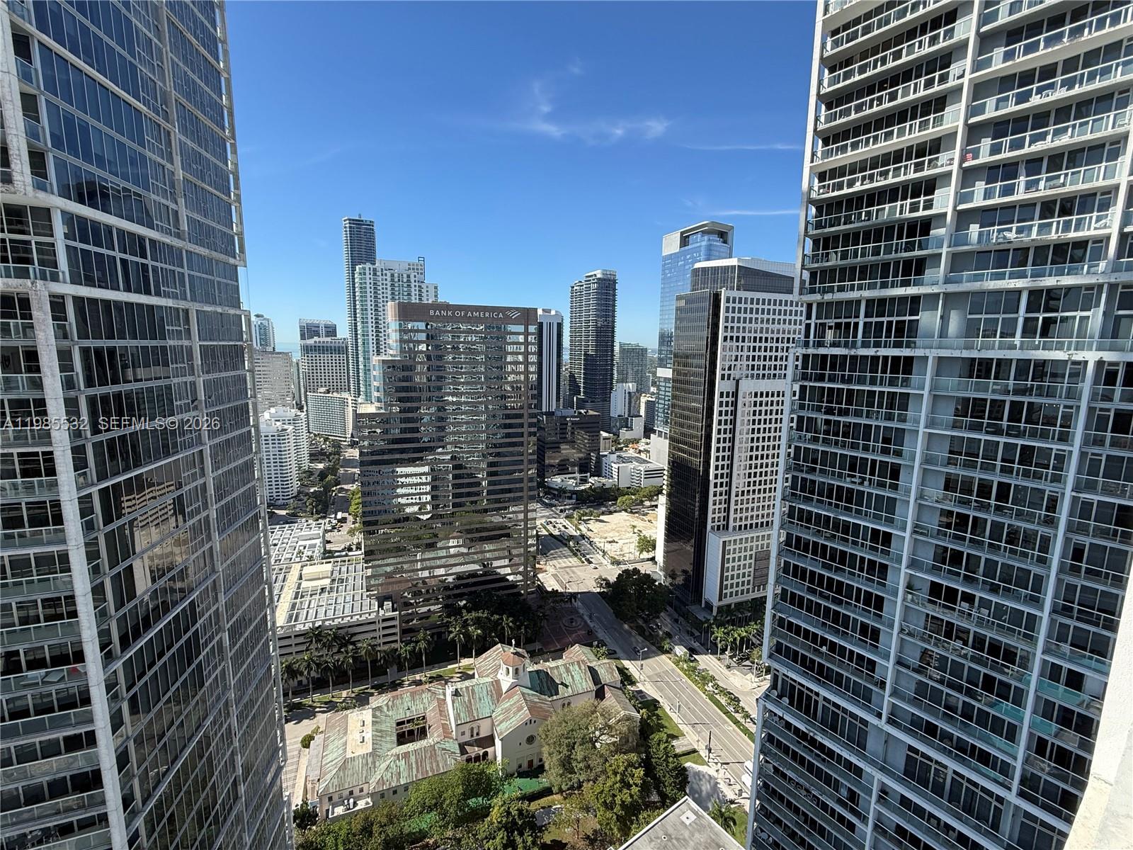 475 Brickell Ave # 3913