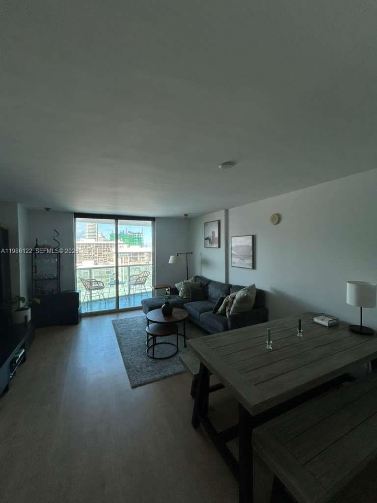 2101 Brickell Ave # 2102