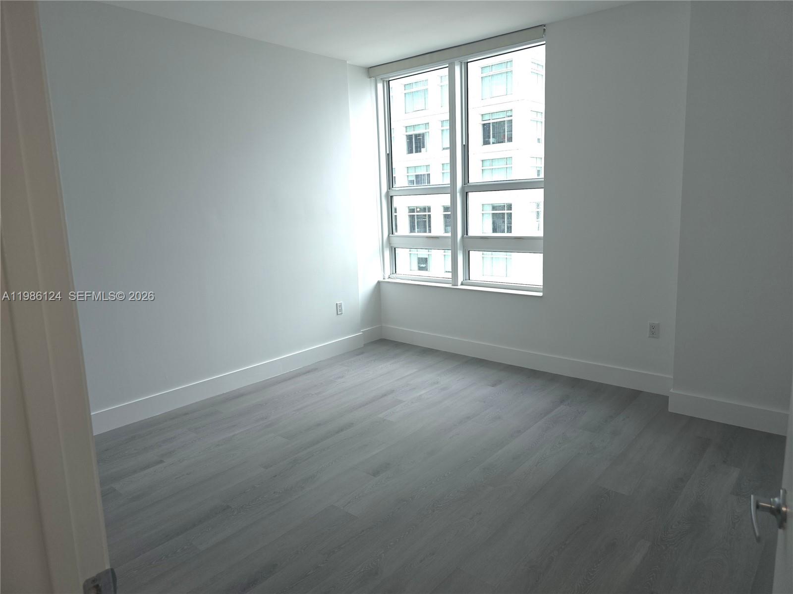 950 Brickell Bay Dr # 1508