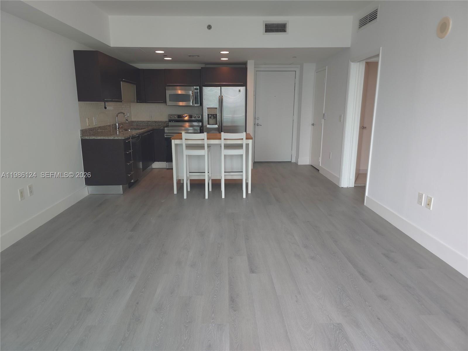 950 Brickell Bay Dr # 1508