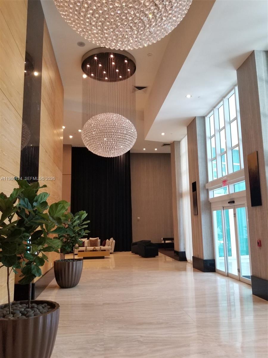 950 Brickell Bay Dr # 1508