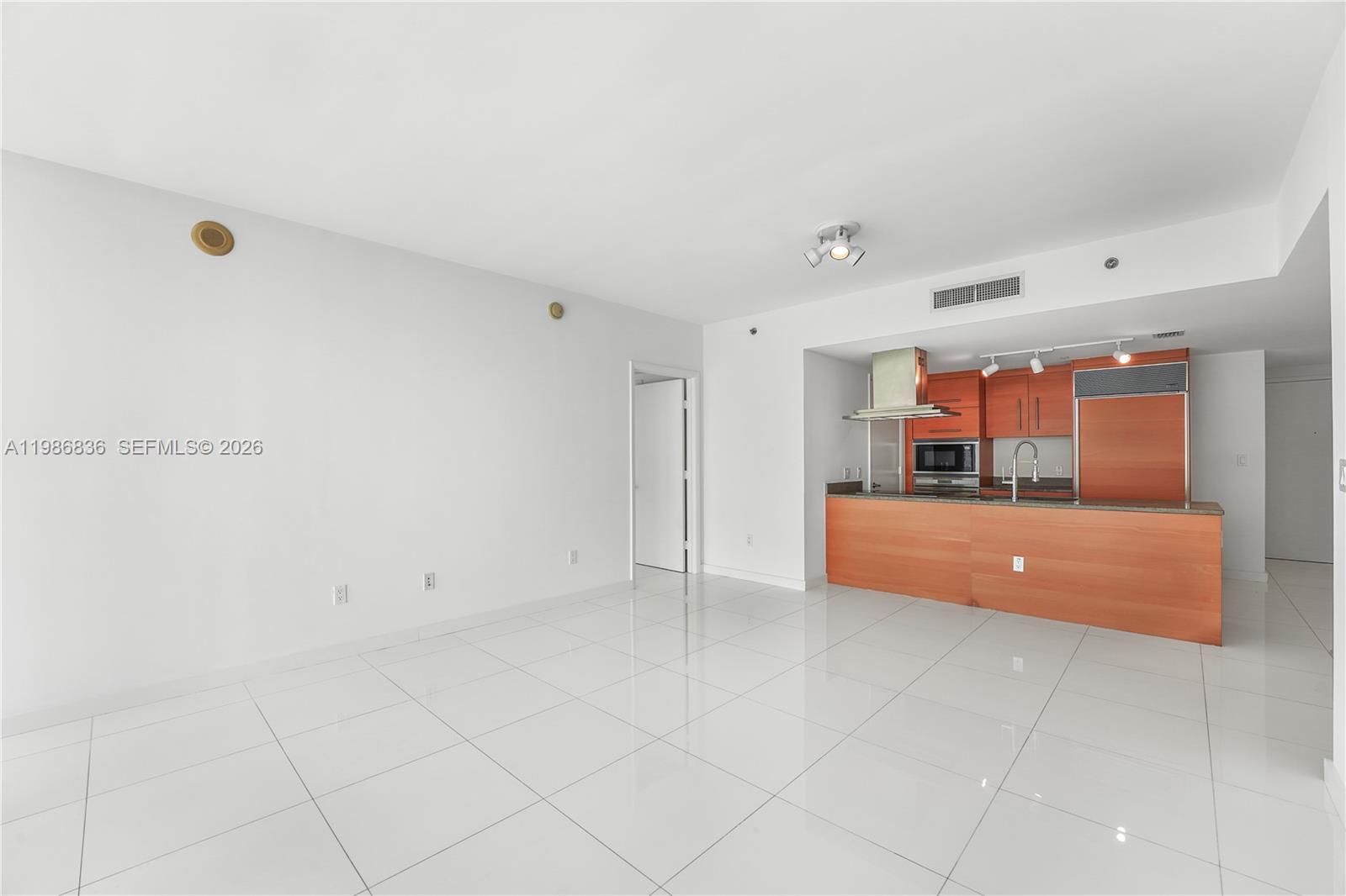 495 Brickell Ave # 3311