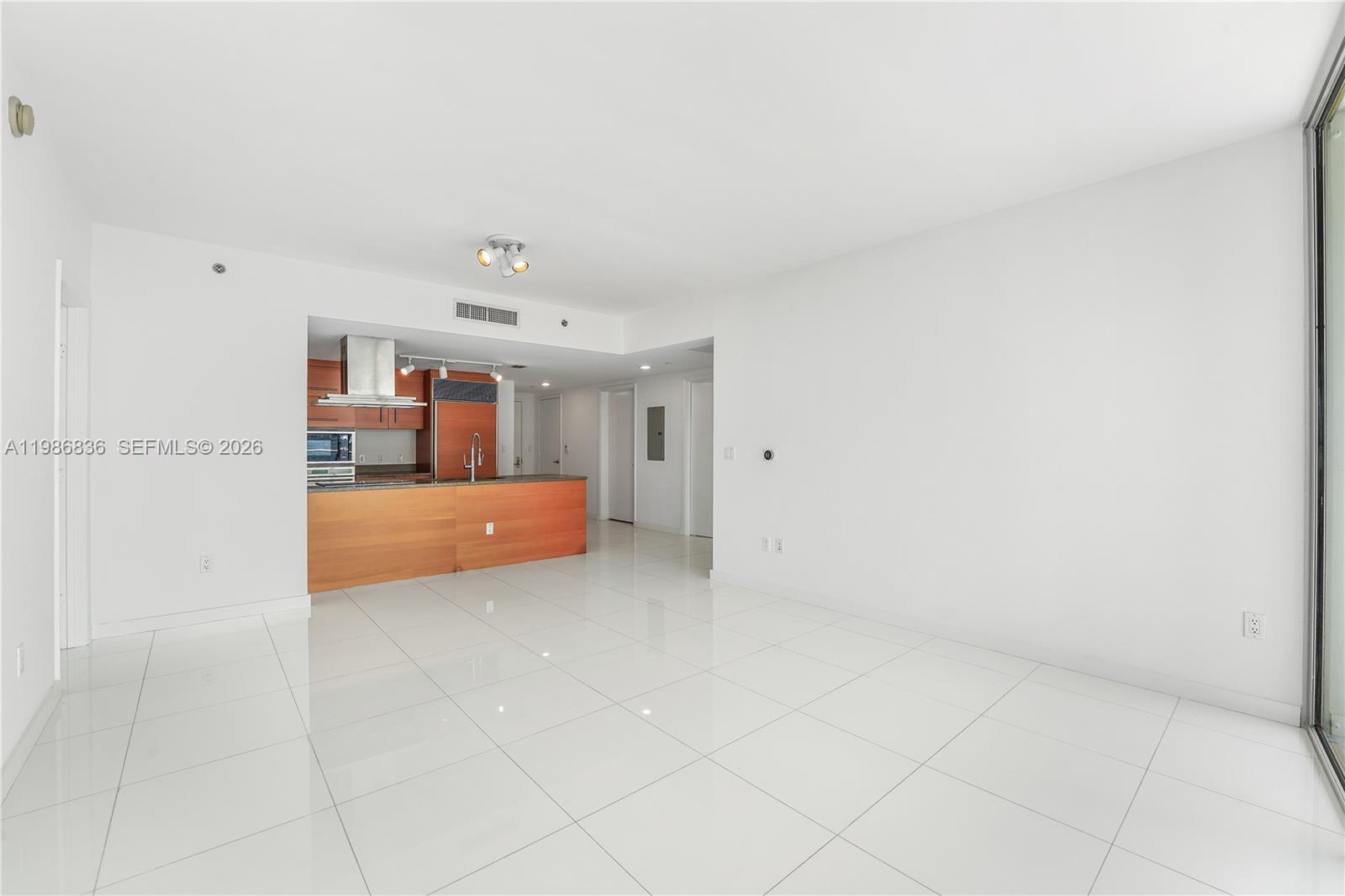 495 Brickell Ave # 3311
