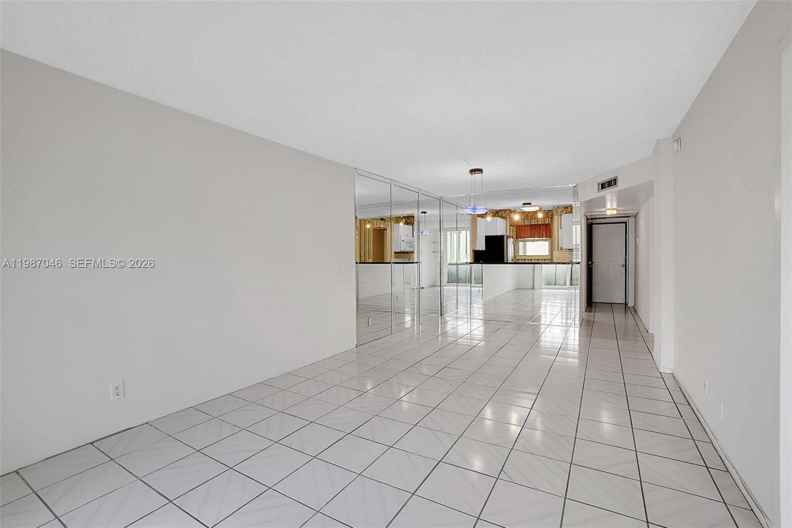 5431 NE 25th Ave # 103B
