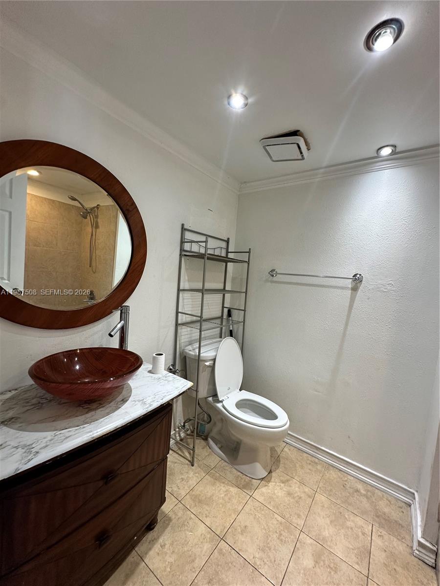 9701 Fontainebleau Blvd # C203