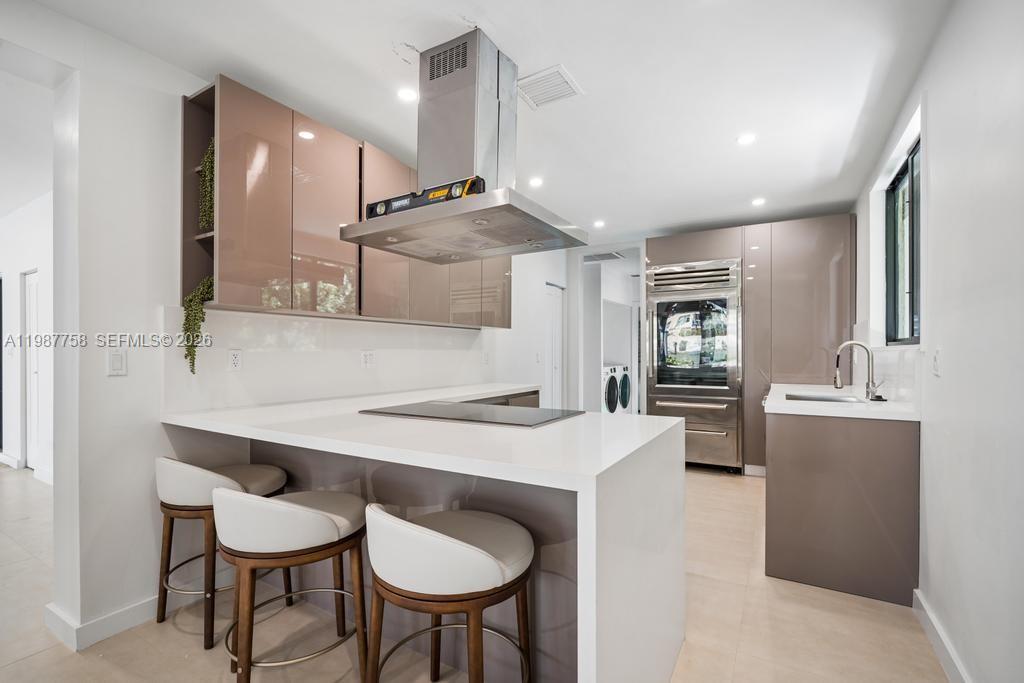 5661 Pine Tree Dr # 0