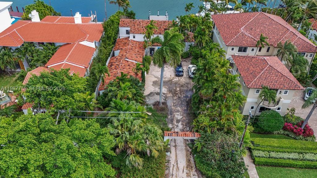 5661 Pine Tree Dr # 0